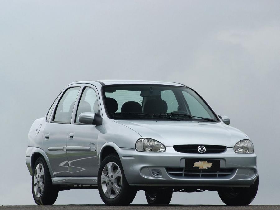  Chevrolet Classic 2003 года  (фото 16 из 16)